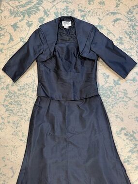 Modern Trousseau 100% Silk 3-Piece Formal Set, Navy, Skirt 16/Top 14
